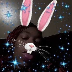 Meet your Posher, Latoya